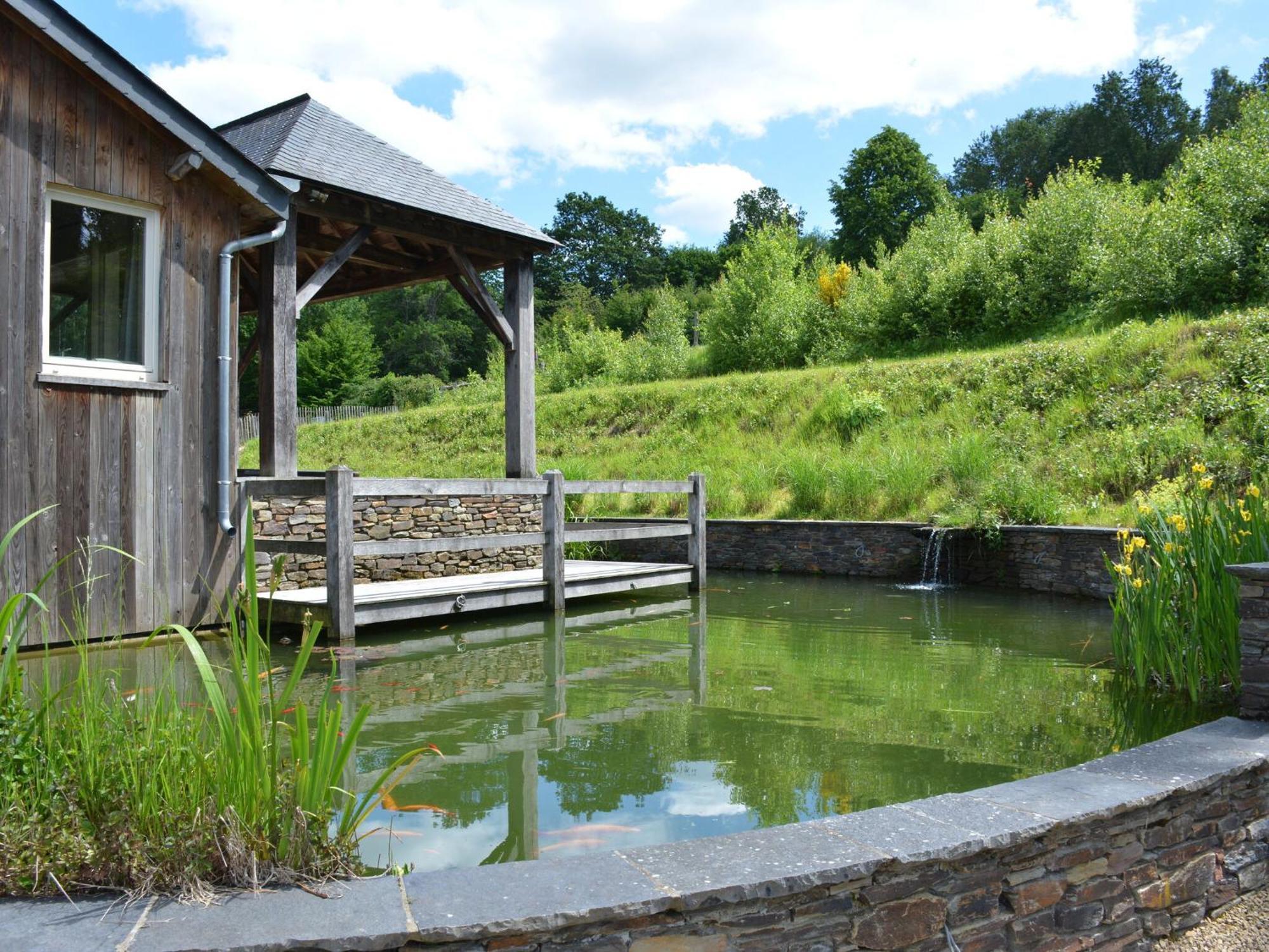 Villa With Hot Tub And Sauna Bievre Bagian luar foto